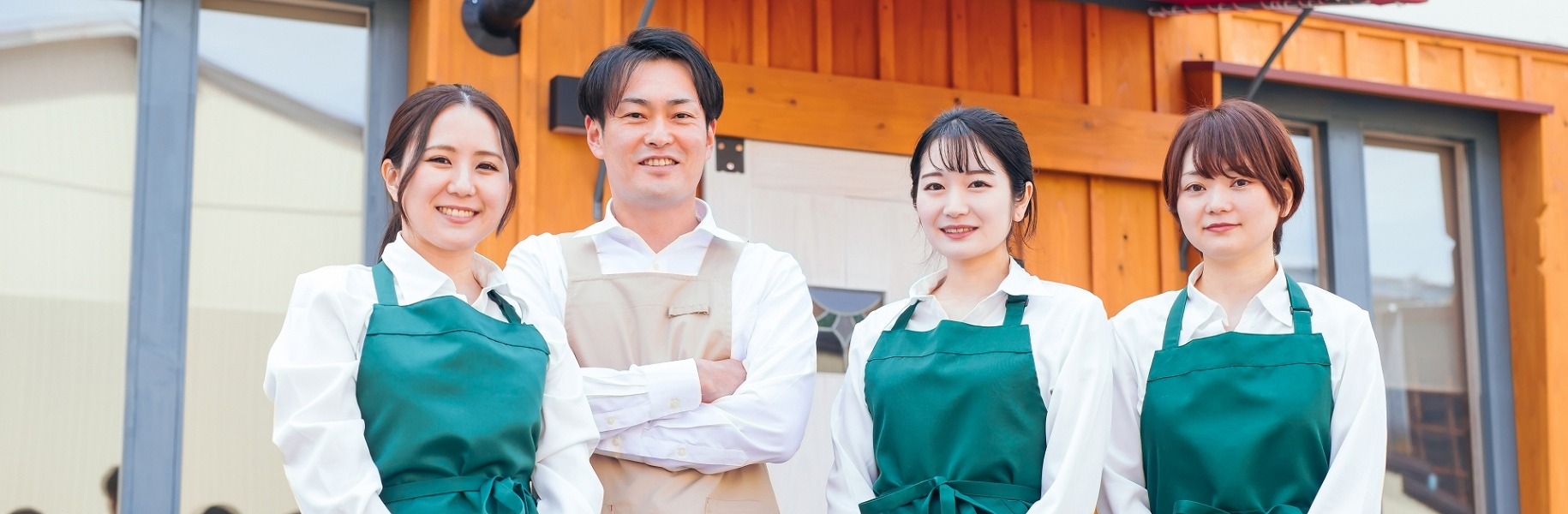 スタッフ紹介